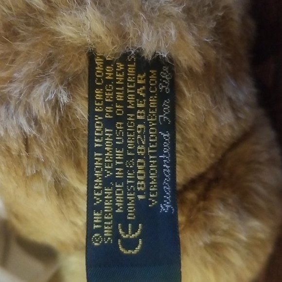 Vermont Teddy Bear - Picture 5 of 7